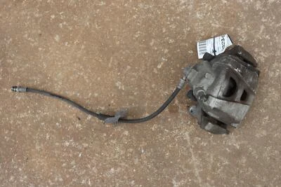 Conjunto de pinza de freno del lado del pasajero delantero Volkswagen Passat 2015-2020 OEM Foto 1 de 4