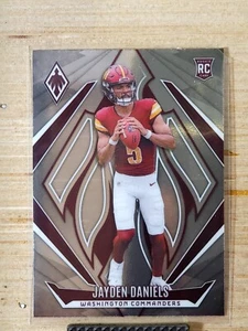 2024 Panini Phoenix Jayden Daniels #198 - Picture 1 of 2