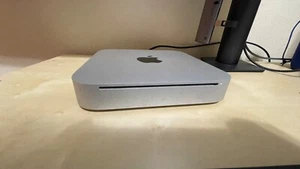 Apple Mac mini A1347 Desktop - MC438LL/A (June, 2010) - Picture 1 of 4