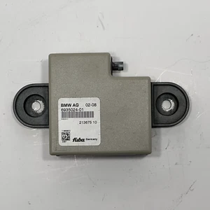 ✅ 08-18 BMW 3 5 7 Series E60 E61 E92 E93 OEM Antenna Control Module 6935024 OEM - Picture 1 of 3