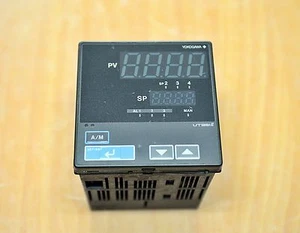 Yokogawa Controller Programmabile UT351-00 Style S3 Spedizione Gratuita - Foto 1 di 3