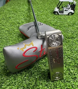 Scotty Cameron 2025 - Studio STYLE Newport - PUTTER - Steel - RH - 35'' + COVER - Picture 1 of 14
