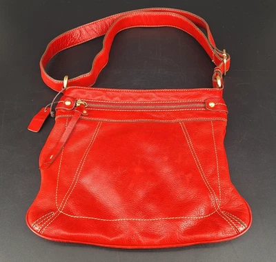 Liz & Co Bolso de Hombro de Cuero Rojo Accesorios Dorados Cartera para Mujer 11" x 9" Foto 1 de 4