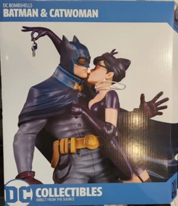 DC Comics Bombshells 11 Inch Statue Figure - Batman & Catwoman Limited to 5000 - Picture 1 of 5