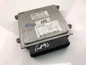 GR46 HYUNDAI Engine Control Unit ECU 39110-25070 - Picture 1 of 4