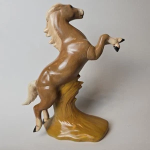 Ancienne statue cheval marron d'élevage peinte à la main 10" figurine céramique signée AO vintage - Photo 1/24