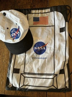 正品 NASA 抽绳背包超轻防水 17x14 加大儿童帽 — 第 1/4 张图片