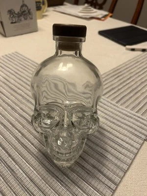 Cabeza de Cristal Vodka Botella Vacía Calavera de Vidrio 750ML Foto 1 de 4