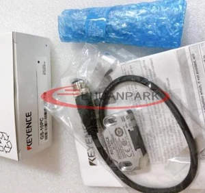 1PC New Keyence GS-10PC Safety door switch - Picture 1 of 5