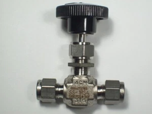 1- Swagelok Edelstahl integriertes Haubennadelventil, 1/4" Außendurchmesser Rohr, SS-1RS4 - Bild 1 von 7