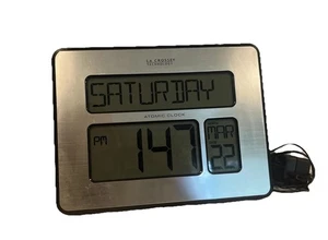 C86279 La Crosse Technology 2" Numbers Atomic Digital Wall Clock Backlight Large - Picture 1 of 6