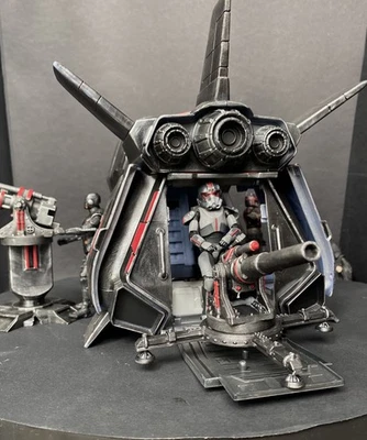 ARES-VT9 'Redline' Grid Gunship - TRON ARES 1:18 pintado a mano único legado Foto 1 de 4