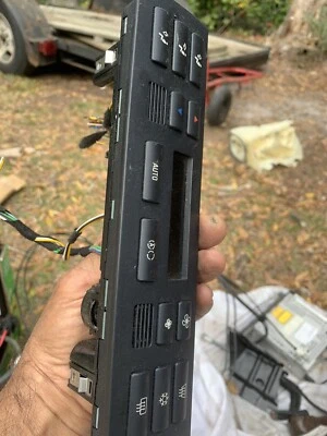 2000-2005 BMW 330CI 325CI 325I 330I M3 AC CLIMATE CONTROL UNIT 64118382447 OEM - Image 1 of 4