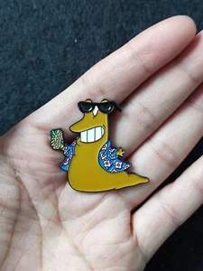 Futurama Slurms MacKenzie Postać Emaliowana przypinka Komedia Program telewizyjny Metalowa odznaka - Zdjęcie 1 z 1
