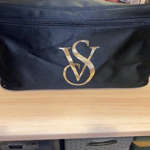 Victoria's Secret Travel Bag New - Picture 1 of 7
