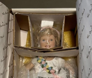 Shirley Temple Doll Baby Take A Bow 10" Tall Movie Classic Danbury Mint NRFP - Picture 1 of 8