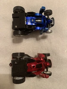 2 TRANSFORMING ROBOTS Both Merch Source 2010 49 MHZ & 2013 27 MHZ No remotes. - Picture 1 of 10