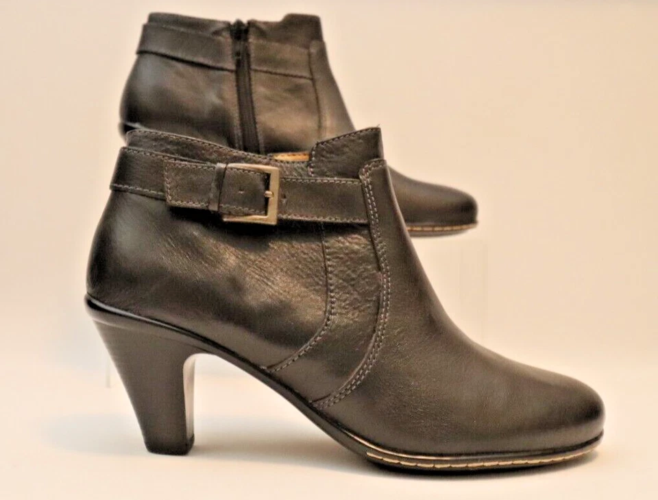 Botas femininas Softspots com zíper tamanho 7,5 M couro preto MSRP $ 90 - Imagem 1 de 4