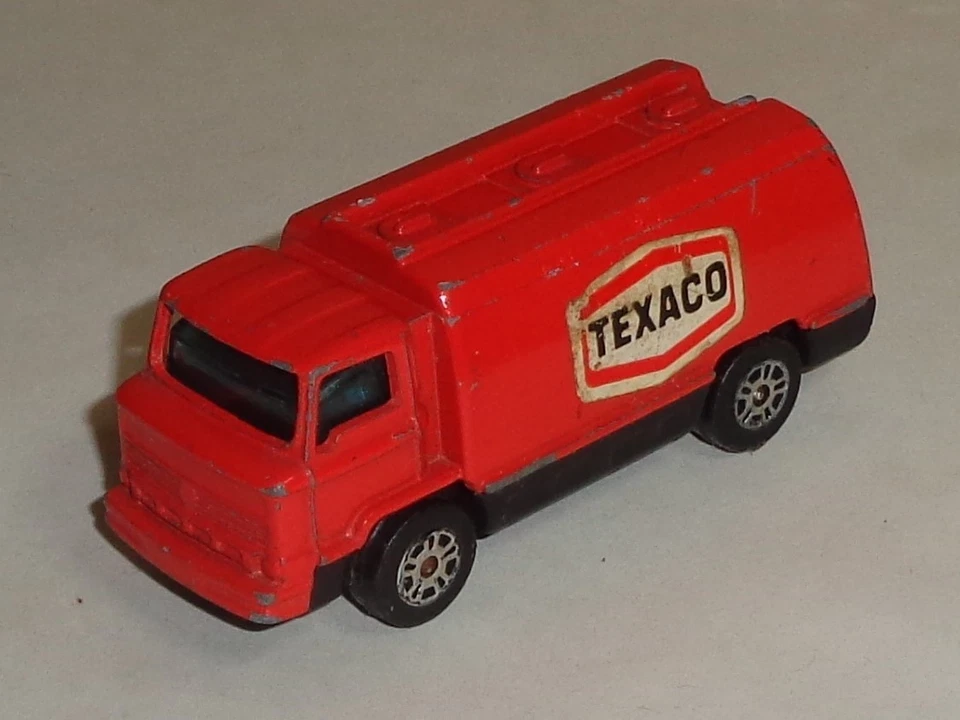 Vintage Corgi Juniors Red Texaco Petrol Tanker Good Condition 1/64 - Image 1 of 3