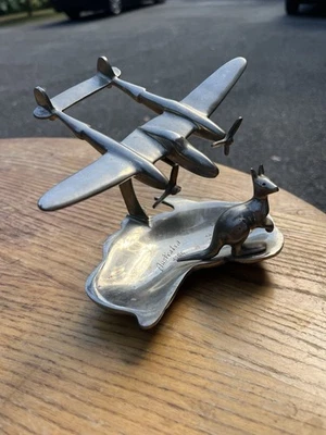 WWII 1944 Australia P-38 Lightning Souvenir Trench Art Ashtray Kangaroo OBO ART - Image 1 of 4