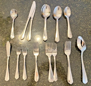 Cuchillos tenedor cuchara de repuesto brillantes de acero inoxidable Jessica 40 piezas cubiertos Cambridge - Imagen 1 de 6