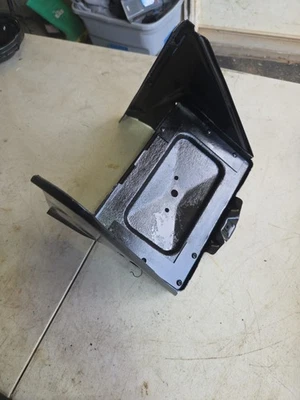 Chevy Blazer 1972 conjunto de bandeja de batería OEM usado Foto 1 de 4