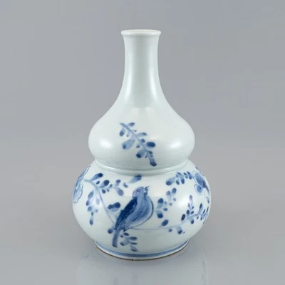 Jarrón doble calabaza coreano azul y blanco flores y pájaros. Foto 1 de 4
