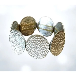 Silver Tone Oval Disk Textured Stretch Bracelet - One Size Fits All - Picture 1 of 2