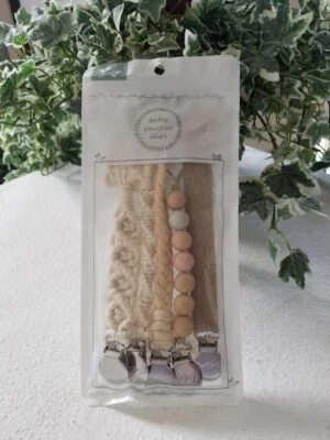 Brand new Modern Pacifier clips for baby boys/girls. Pack contains 5. - Image 1 of 2