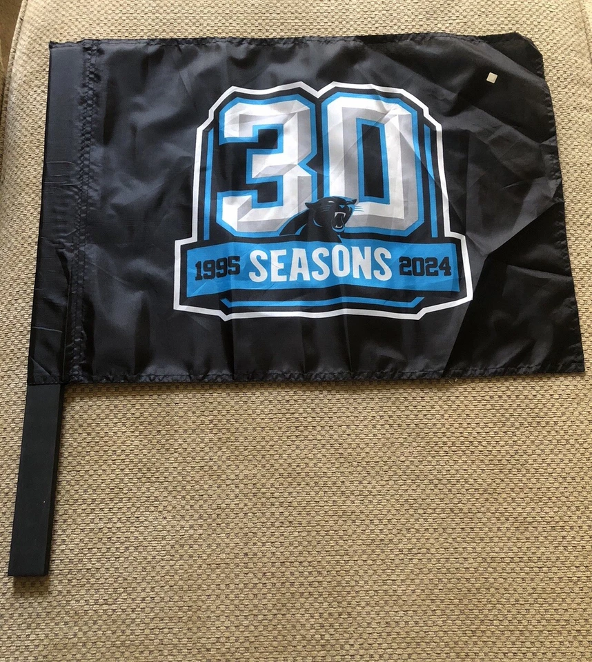 NFL Carolina Panthers 30 Temporadas (1995-2024) Bandera Foto 1 de 1