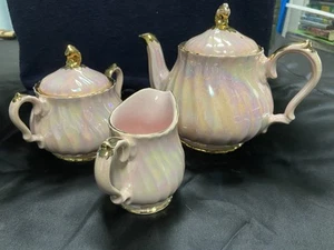 Vtg Antique Sadler England Teapot Set w/ Gold Trim (Teapot, Creamer, Sugar Bowl) - Picture 1 of 16