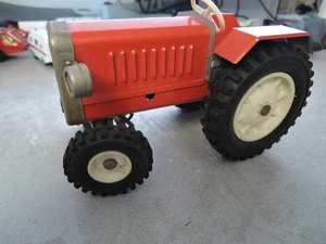 Blechspielzeug alter roter Traktor über 400 g schwer ohne OVP - Picture 1 of 7