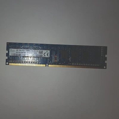 SK Hynix HMT451U6BFR8C-PB PC3-12800U-11-13-A1 4GB Memory RAM - Photo 1/2
