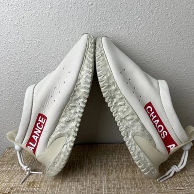 Туфли Nike Moc Flow SP Undercover для мальчиков размер 4 Light Bone и университетские красные - Изображение 1 из 4