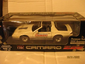 1/18 SUNSTAR WHITE 1982 CAMARO Z28 1 OF 150 FOR CAMARO NATS/PERF.YRS. # 1921 - Bild 1 von 12
