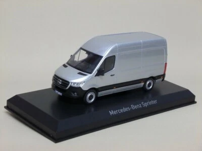 MERCEDES-BENZ SPRiNTER 2018 FURGONE VAN TRUCK GRiGiO GREY SiLVER MET. NOREV 1/43 - Immagine 1 di 3
