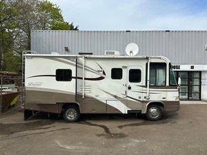 American RV Motorhome A Class Georgie Boy Landau - Picture 1 of 23