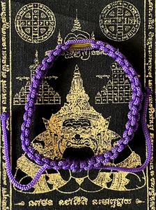 Bracelet VIOLET Thai sacré Sai Sin béni coton Chance tissu PHA YANT Bouddhisme - Picture 1 of 6