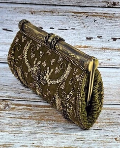 Moyna Couture Green Velvet Hand-Beaded Crystal Clutch Purse - Picture 1 of 19