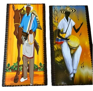 2 Vintage Volkskunst Holz Gemälde haitianisch kolumbianisch Trommeln Musik Maultier Kaffeebohnen Männer - Bild 1 von 12