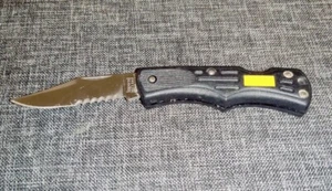 Imperial Ireland Lockback Pocket Knife w/ Serrated Stainless Steel Blade - Picture 1 of 3