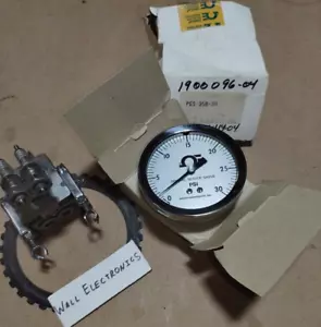 Omega PGS-35B-30 General Service Gauge 0-30 PSI =New In Box= - Picture 1 of 2