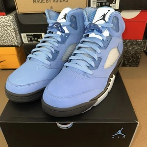 Size 11 - Jordan 5 Retro SE Mid UNC - Picture 1 of 9
