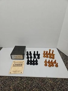 Vintage Holz SCHACH HERREN #4715 von Milton Bradley, Springfield MA - komplett - Bild 1 von 8