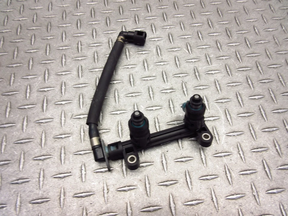 Honda CTX700 CTX700N 2015 14-17 OEM inyectores de combustible chorros de gas manguera de riel Foto 1 de 4