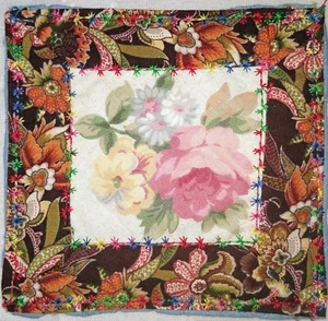 Handmade Quilted Beautiful Table Topper Mat Stitched 5 x 5 - Picture 1 of 2