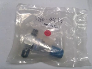 3800-01173; RGLTR PRESS SQ-MICRO 0-30PSI 2PORT, SQMICRO302PFSMM - Picture 1 of 2