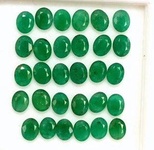 Lote de 16 piedras preciosas sueltas calibradas calibradas de corte ovalado esmeralda natural de 5x4 mm 4,69 quilates - Imagen 1 de 6
