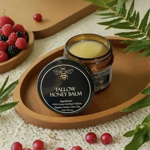 Tallow Balm Organic Grass-Fed Beef Tallow Balm with Raw Honey Moisturizing Cream - Picture 1 of 14