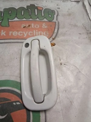 Door Handle Exterior Tailgate Fits 02-06 AVALANCHE 1500 3533442 Foto 1 de 2